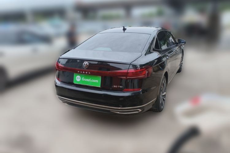 Used Volkswagen Passat 2022 330TSI Starry Luxury Edition Rear Right 45 Deg