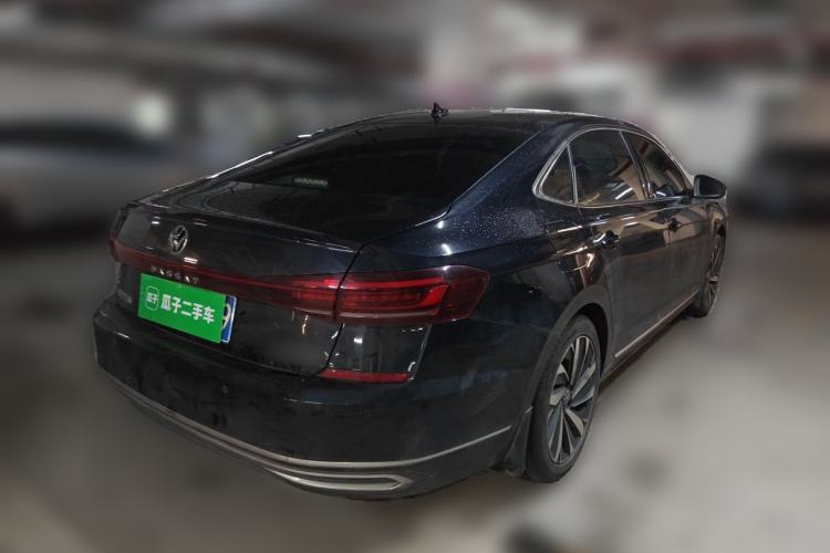 Used Volkswagen Passat 2022 330TSI Starry Elite Edition Rear Right 45 Deg