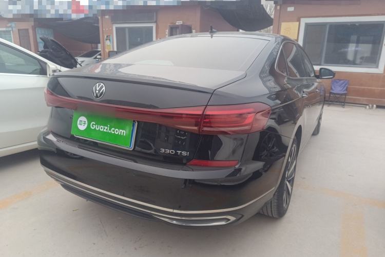 Used Volkswagen Passat 2022 330TSI Starry Luxury Edition Rear Right 45 Deg