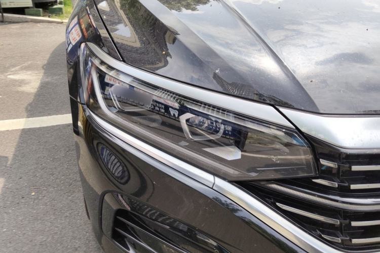 Used Volkswagen Passat 2022 330TSI Luxury Edition Right Front Headlight