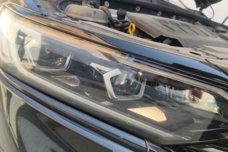 Used Volkswagen Passat 2022 330TSI Starry Luxury Edition Right Front Headlight