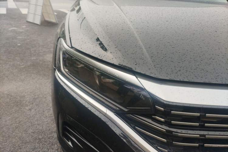 Used Volkswagen Passat 2022 330TSI Elite Edition Right Front Headlight