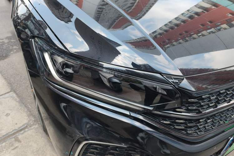 Used Volkswagen Passat 2022 330TSI Starry Elite Edition Right Front Headlight