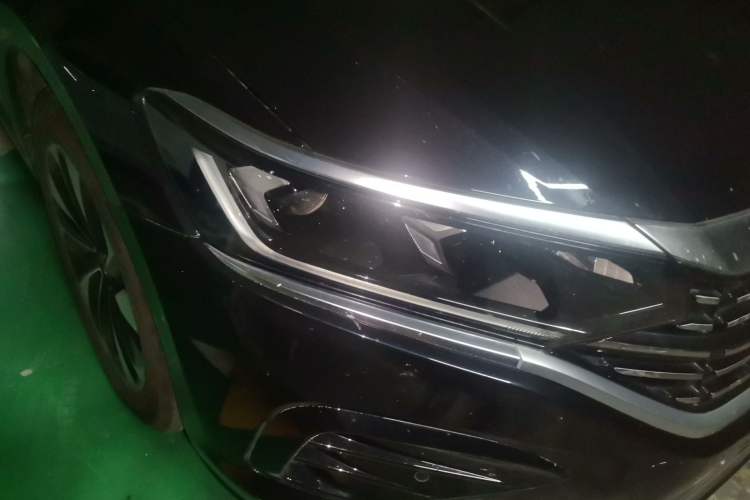Used Volkswagen Passat 2022 330TSI Elite Edition Right Front Headlight