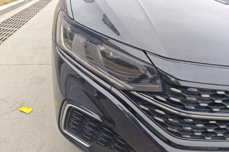 Used Volkswagen Passat 2022 330TSI Starry Elite Edition Right Front Headlight