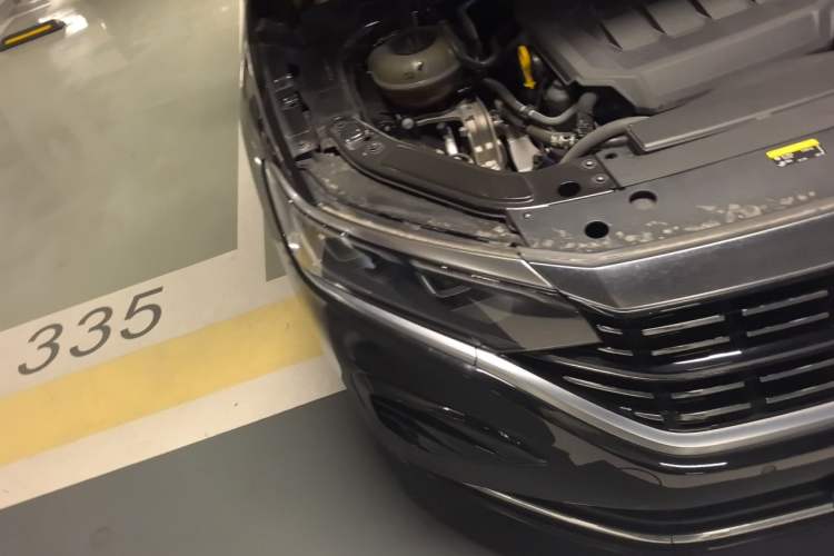 Used Volkswagen Passat 2022 330TSI Luxury Edition Right Front Headlight