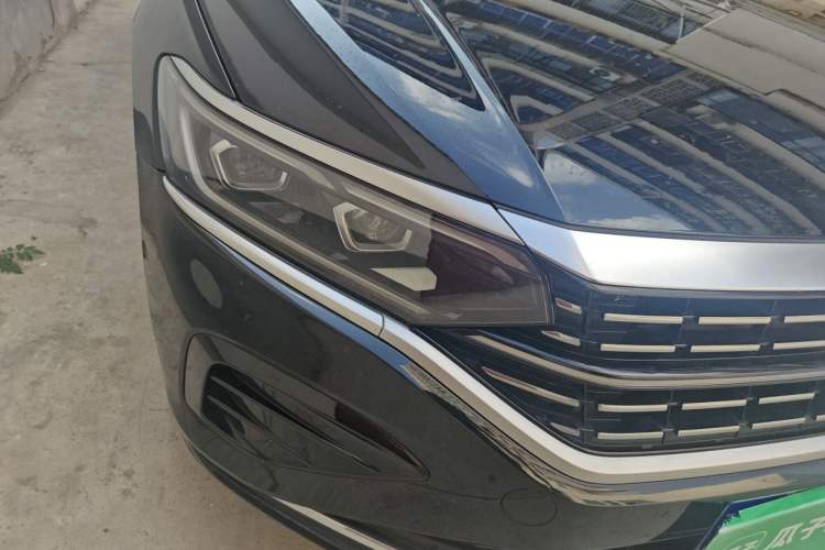 Used Volkswagen Passat 2022 330TSI Starry Elite Edition Right Front Headlight