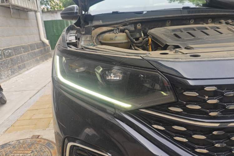 Used Volkswagen Passat 2022 330TSI Starry Elite Edition Right Front Headlight