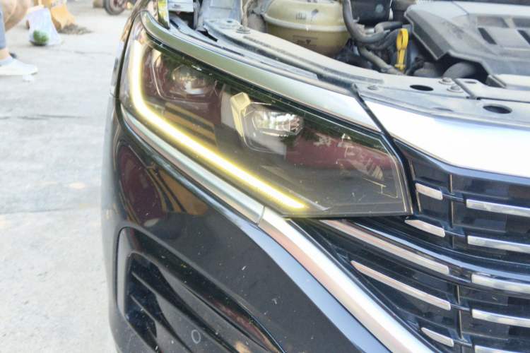 Used Volkswagen Passat 2022 330TSI Elite Edition Right Front Headlight