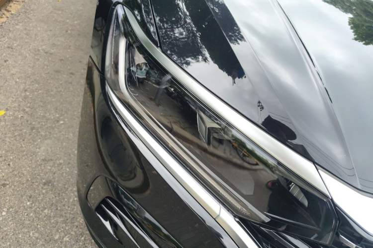 Used Volkswagen Passat 2022 330TSI Elite Edition Right Front Headlight