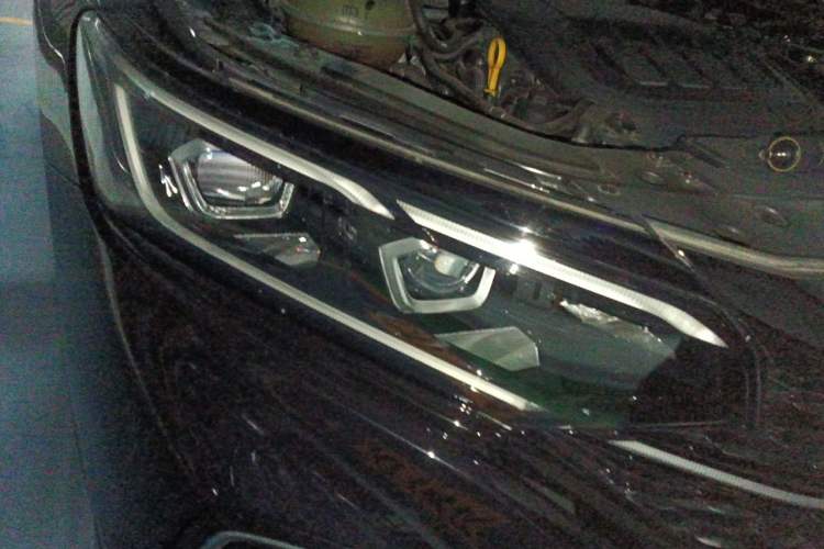 Used Volkswagen Passat 2022 330TSI Starry Luxury Edition Right Front Headlight