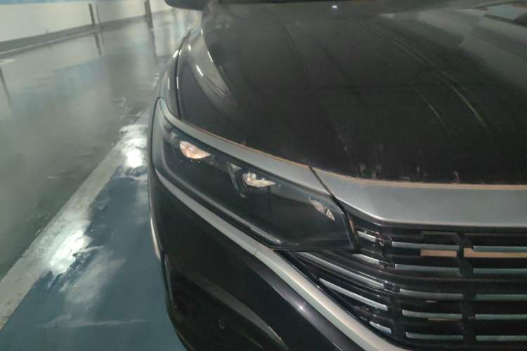 Used Volkswagen Passat 2022 330TSI Elite Edition Right Front Headlight