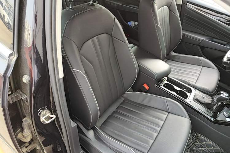 Used Volkswagen Passat 2022 330TSI Starry Elite Edition Right Front Seat