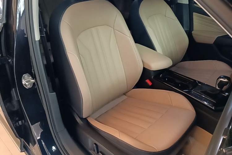 Used Volkswagen Passat 2022 330TSI Elite Edition Right Front Seat