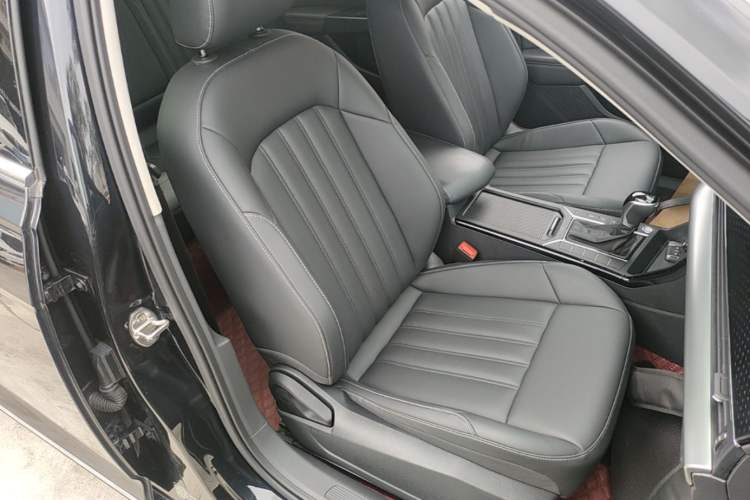 Used Volkswagen Passat 2022 280TSI Business Edition Right Front Seat