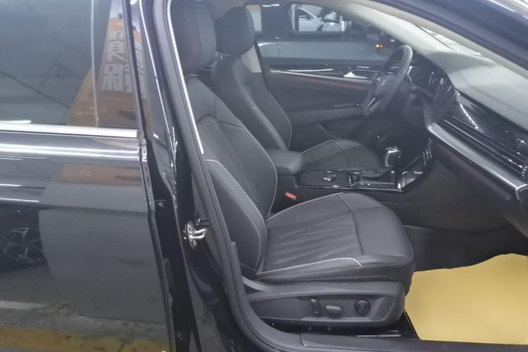 Used Volkswagen Passat 2022 330TSI Starry Luxury Edition Right Front Seat