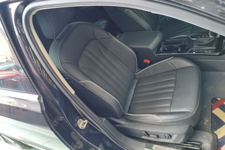 Used Volkswagen Passat 2022 330TSI Elite Edition Right Front Seat