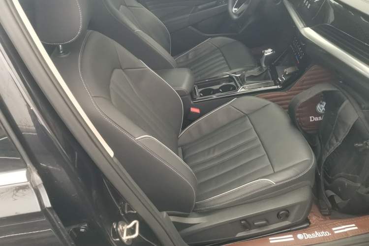 Used Volkswagen Passat 2022 330TSI Elite Edition Right Front Seat