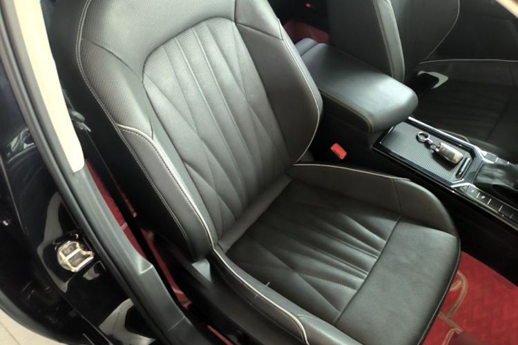 Used Volkswagen Passat 2022 330TSI Starry Luxury Edition Right Front Seat