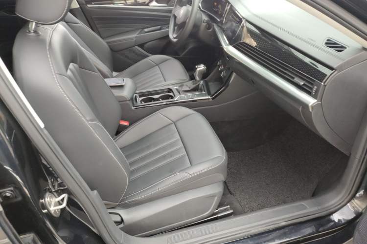 Used Volkswagen Passat 2022 280TSI Business Edition Right Front Seat