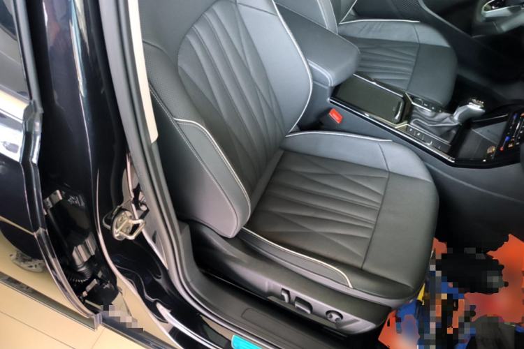 Used Volkswagen Passat 2022 380TSI Luxury Edition Right Front Seat