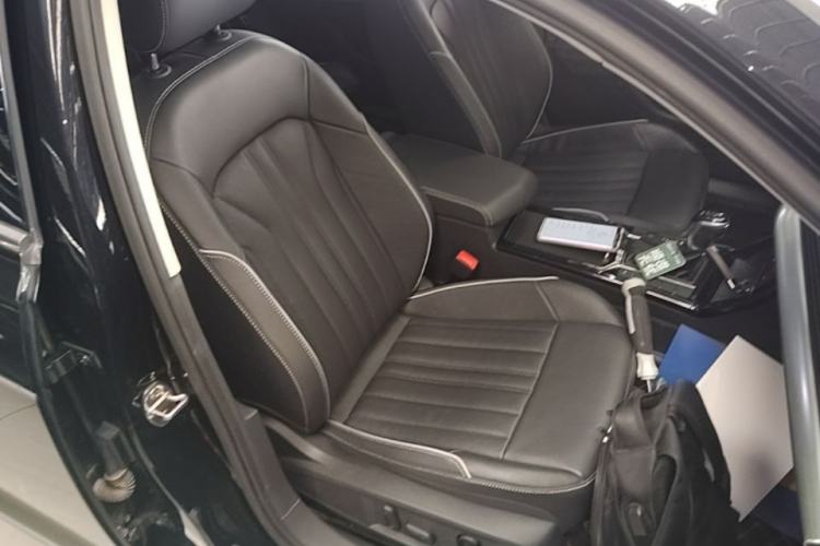 Used Volkswagen Passat 2022 330TSI Starry Elite Edition Right Front Seat