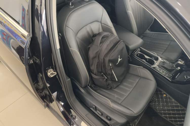 Used Volkswagen Passat 2022 330TSI Starry Elite Edition Right Front Seat