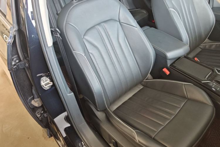 Used Volkswagen Passat 2022 330TSI Elite Edition Right Front Seat