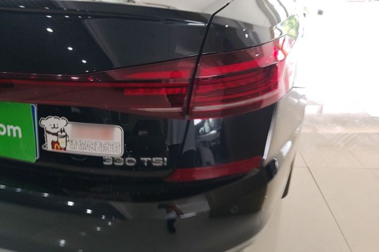 Used Volkswagen Passat 2022 330TSI Luxury Edition Right Rear Taillight