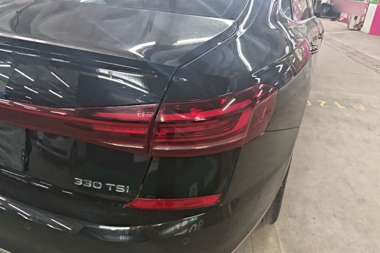 Used Volkswagen Passat 2022 330TSI Luxury Edition Right Rear Taillight