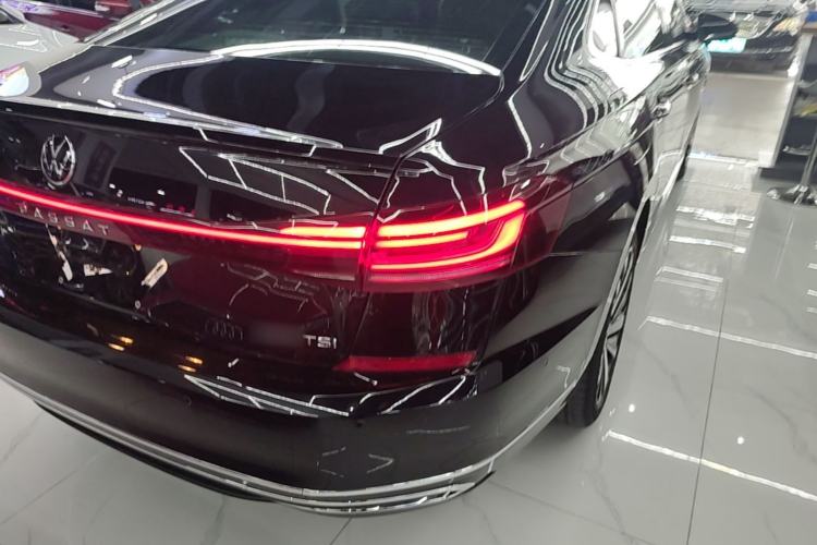 Used Volkswagen Passat 2022 330TSI Luxury Edition Custom Version Right Rear Taillight