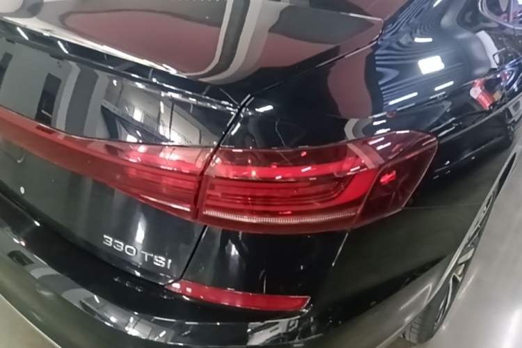 Used Volkswagen Passat 2022 330TSI Luxury Edition Right Rear Taillight