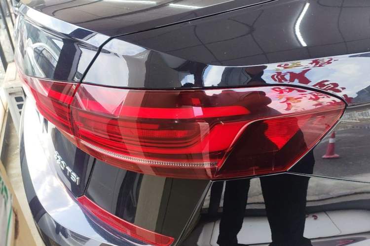 Used Volkswagen Passat 2022 330TSI Luxury Edition Right Rear Taillight