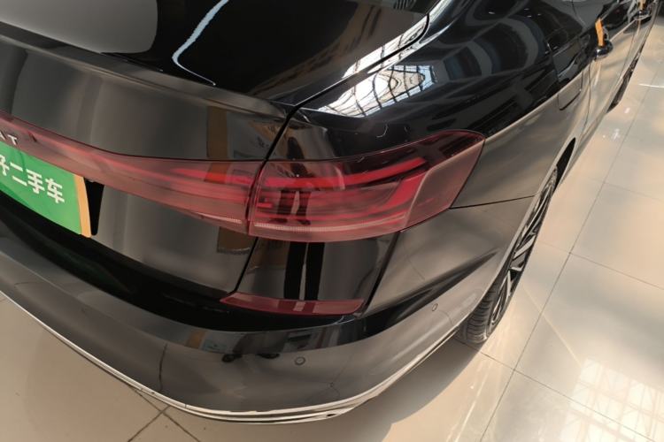 Used Volkswagen Passat 2022 330TSI Starry Luxury Edition Right Rear Taillight