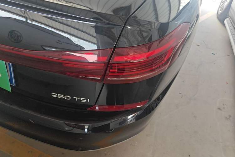 Used Volkswagen Passat 2022 280TSI Business Edition Right Rear Taillight