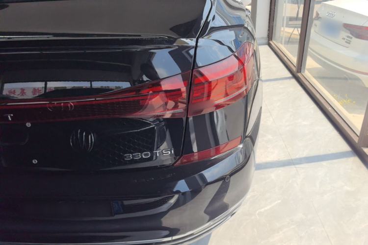 Used Volkswagen Passat 2022 330TSI Starry Luxury Edition Right Rear Taillight