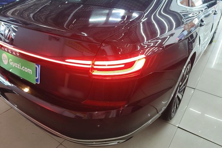 Used Volkswagen Passat 2022 330TSI Elite Edition Right Rear Taillight