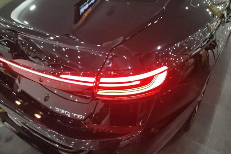 Used Volkswagen Passat 2022 330TSI Elite Edition Right Rear Taillight