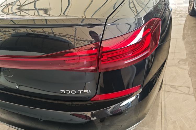 Used Volkswagen Passat 2022 330TSI Starry Luxury Edition Right Rear Taillight