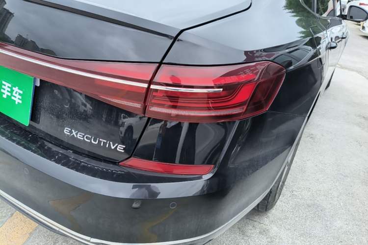 Used Volkswagen Passat 2022 280TSI Business Edition Right Rear Taillight
