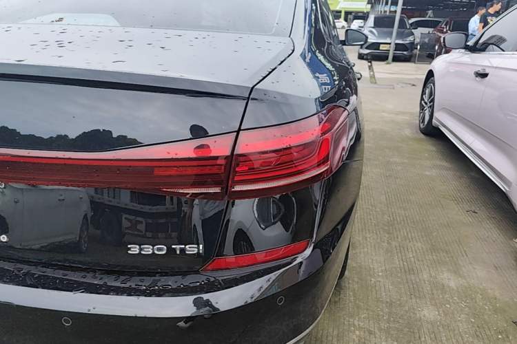 Used Volkswagen Passat 2022 330TSI Elite Edition Custom Version Right Rear Taillight