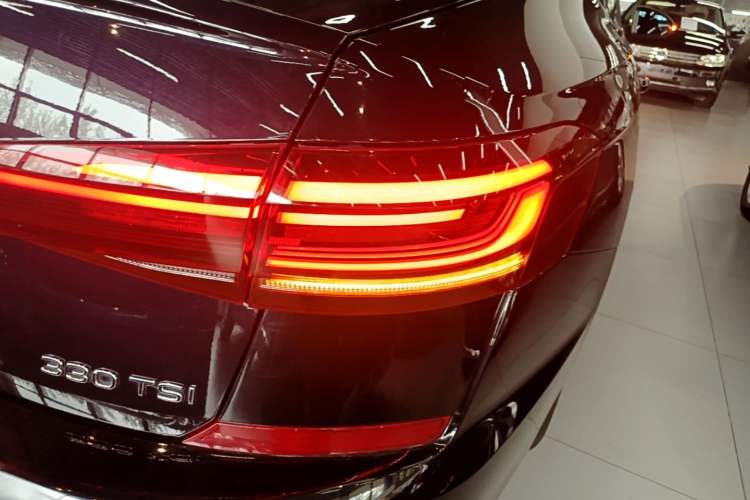 Used Volkswagen Passat 2022 330TSI Elite Edition Right Rear Taillight