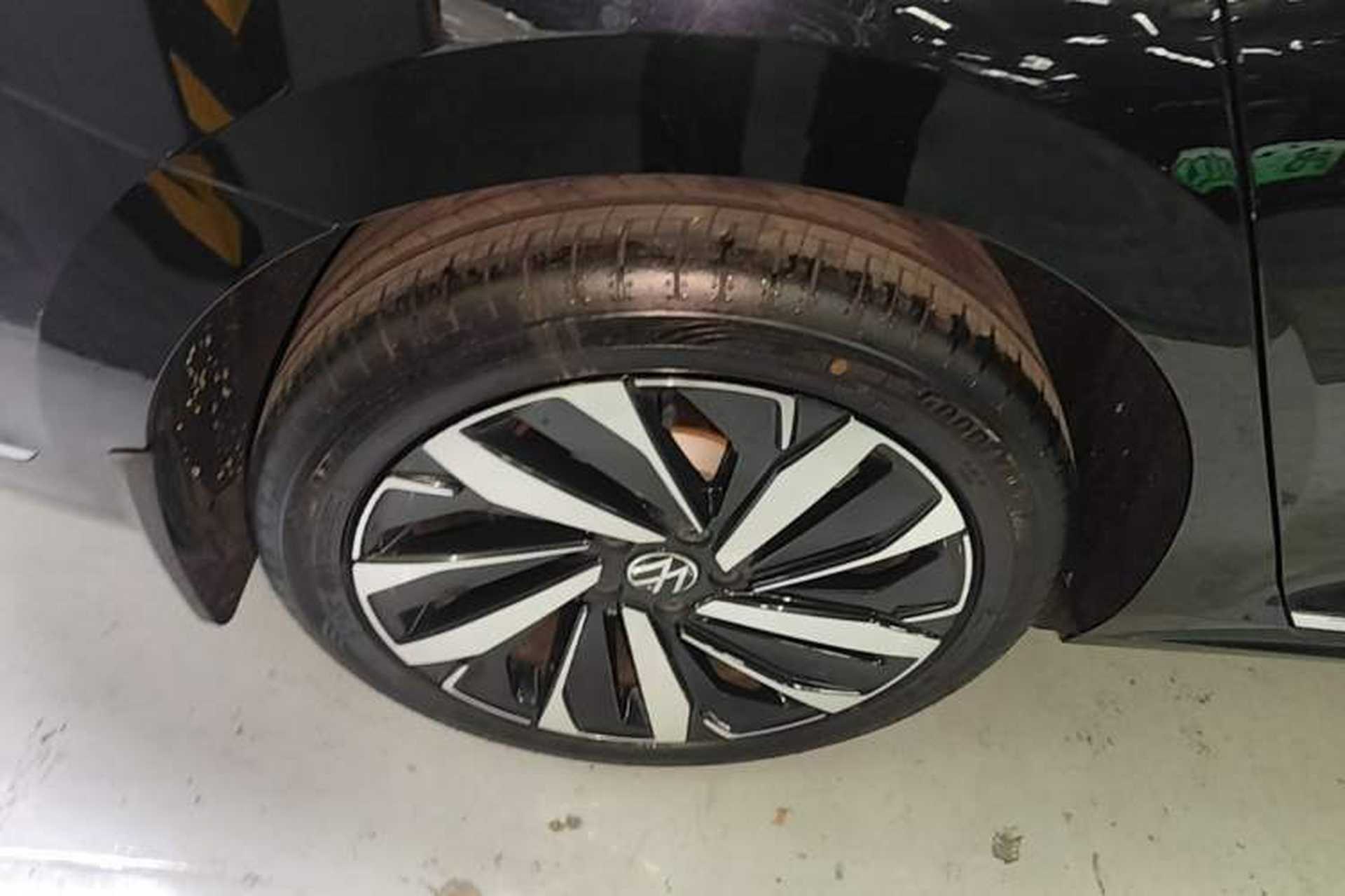 Used Volkswagen Passat 2022 330TSI Elite Edition Right Rear Wheel Hub