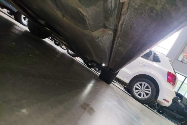 Used Volkswagen Passat 2022 330TSI Starry Luxury Edition Right Side Sill
