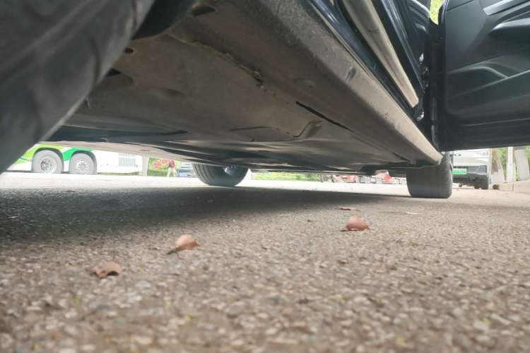 Used Volkswagen Passat 2022 330TSI Elite Edition Custom Version Right Side Sill