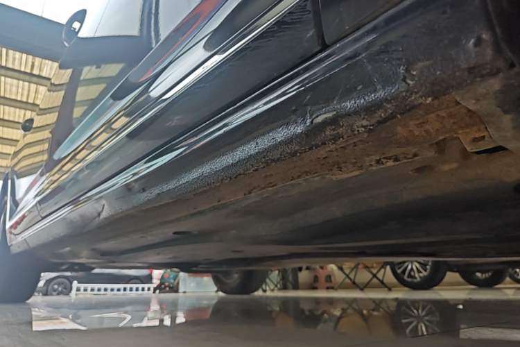 Used Volkswagen Passat 2022 280TSI Business Edition Right Side Sill