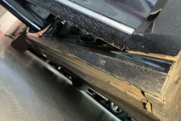 Used Volkswagen Passat 2022 330TSI Luxury Edition Right Side Sill