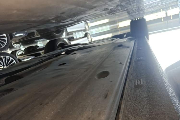 Used Volkswagen Passat 2022 380TSI Flagship Edition Right Side Sill
