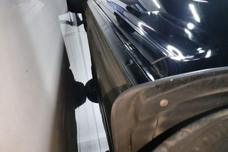 Used Volkswagen Passat 2022 330TSI Elite Edition Right Side Sill