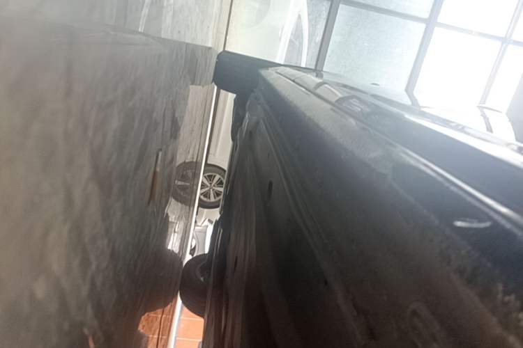 Used Volkswagen Passat 2022 280TSI Business Edition Right Side Sill